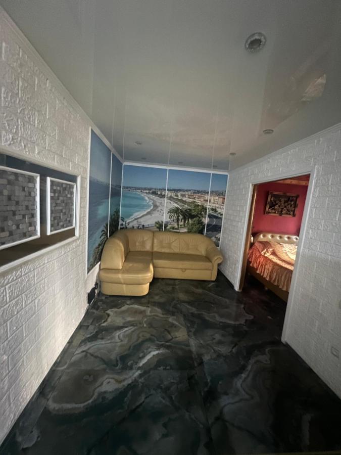 Afganskii Park Apartment Chişinǎu Buitenkant foto